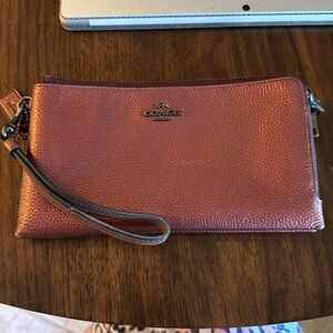 Coach wristlet wallet. Great condition.